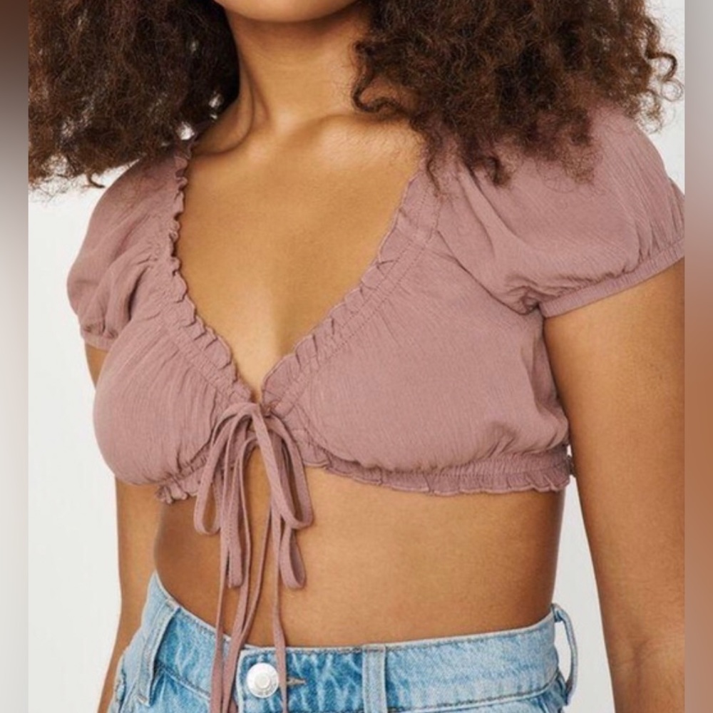 garage tie-front micro top